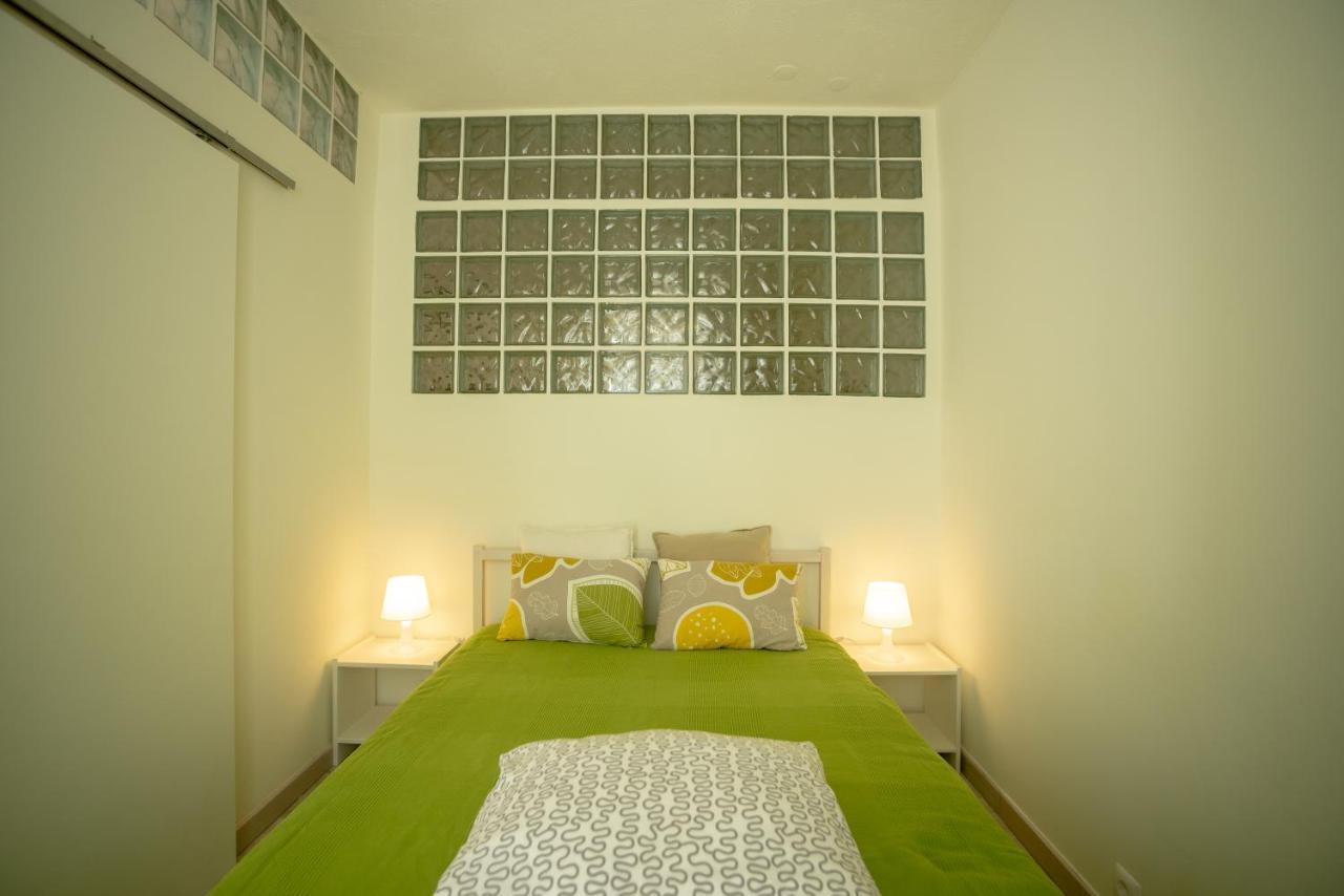 Apartamento Troino セトゥーバル エクステリア 写真